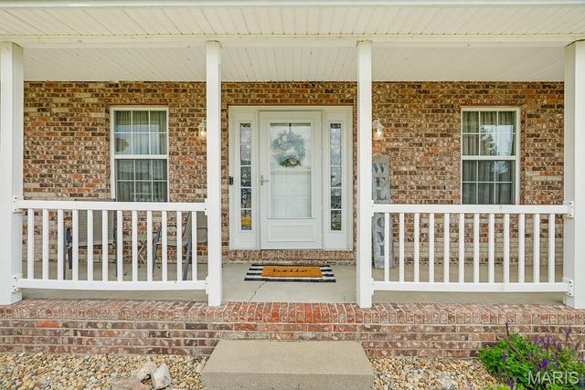 169 Patton Drive, Bethalto, IL 62010