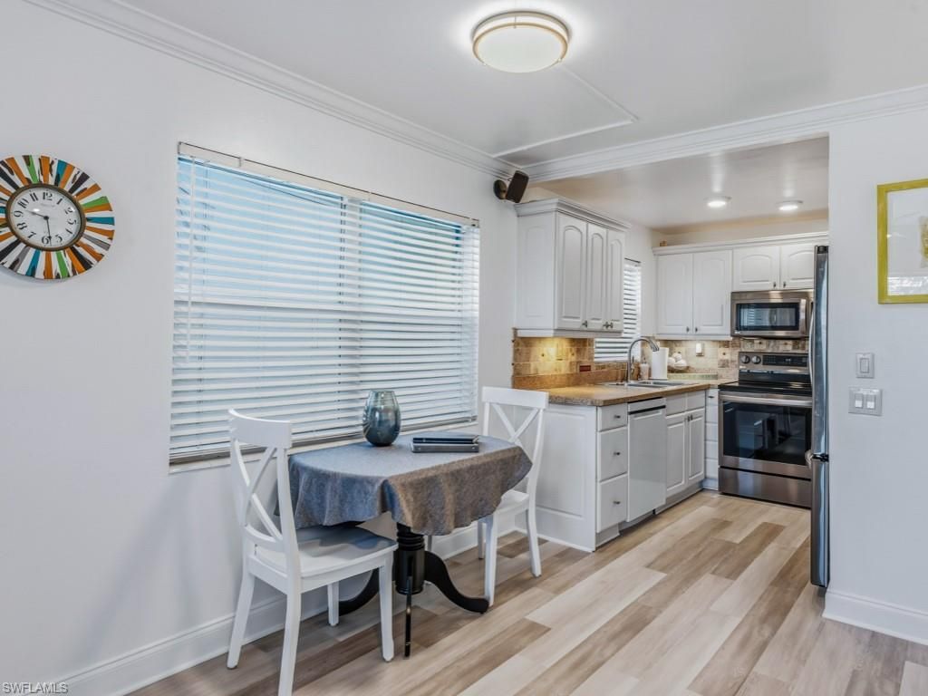 1146 Bald Eagle DR D8, MARCO ISLAND, FL 34145 — photo 5