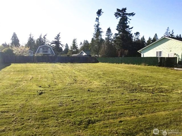 8127 Comox Road, Birch Bay, WA 98230