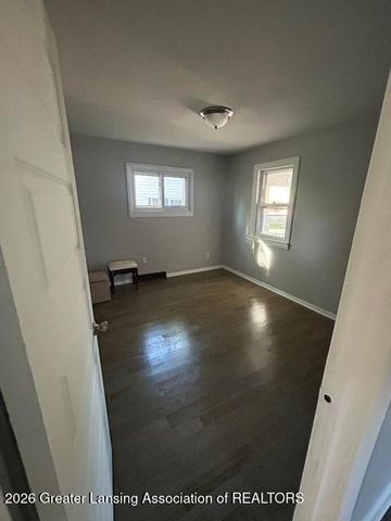 5017 Christiansen Road, Lansing, MI 48910