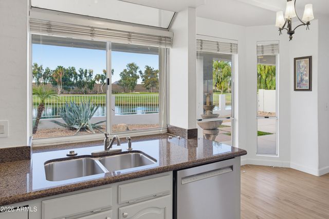 6914 W Escuda Drive, Glendale, AZ 85308
