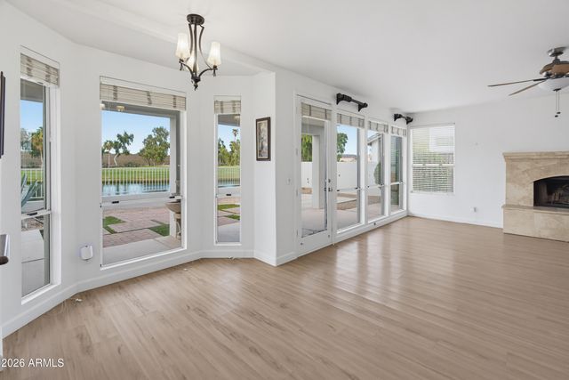 6914 W Escuda Drive, Glendale, AZ 85308