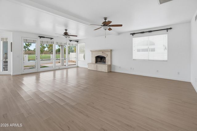 6914 W Escuda Drive, Glendale, AZ 85308
