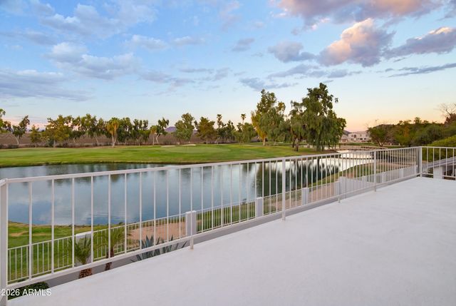 6914 W Escuda Drive, Glendale, AZ 85308