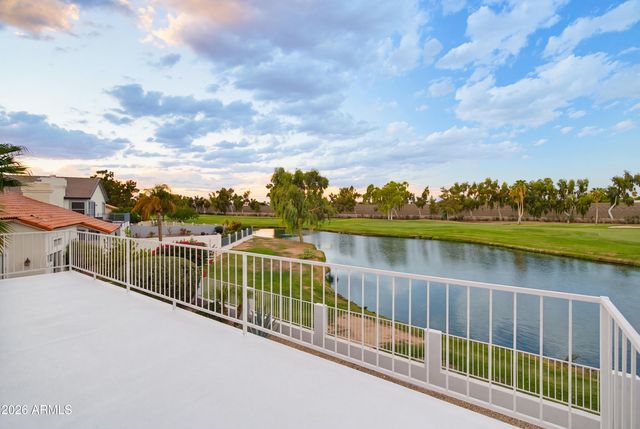 6914 W Escuda Drive, Glendale, AZ 85308