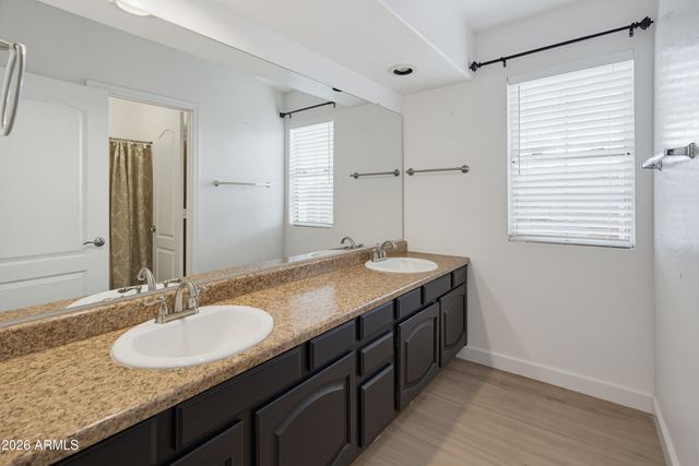 6914 W Escuda Drive, Glendale, AZ 85308