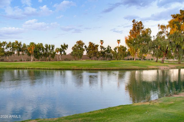 6914 W Escuda Drive, Glendale, AZ 85308