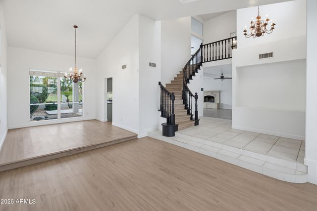 6914 W Escuda Drive, Glendale, AZ 85308