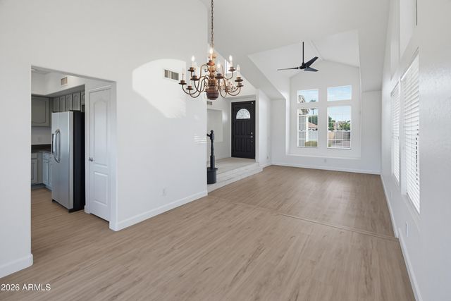 6914 W Escuda Drive, Glendale, AZ 85308