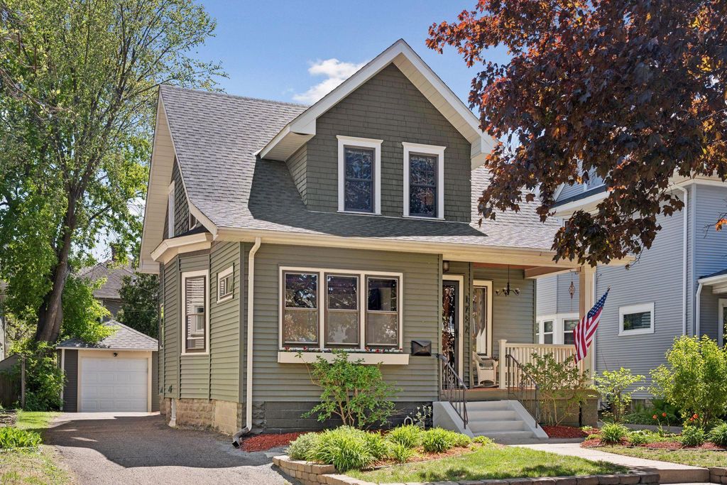 1732 Hague Avenue, Saint Paul, MN 55104