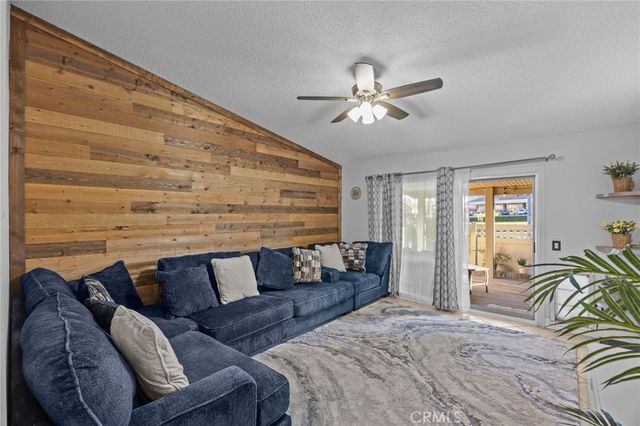 860 Tangerine, Corona, CA 92879