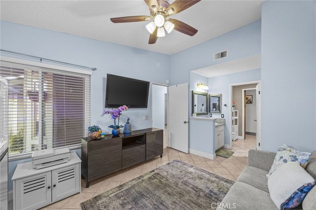 860 Tangerine, Corona, CA 92879