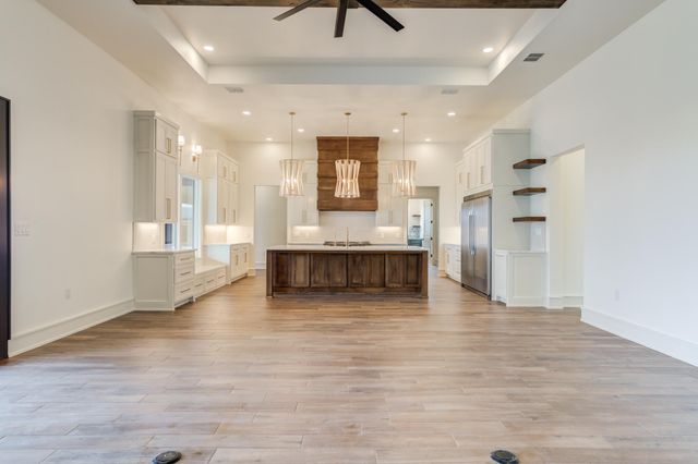 7710 46th Street, Lubbock, TX 79407