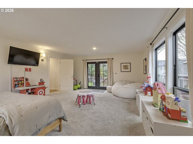 5120 Sw WICHITA St, Tualatin, OR 97062