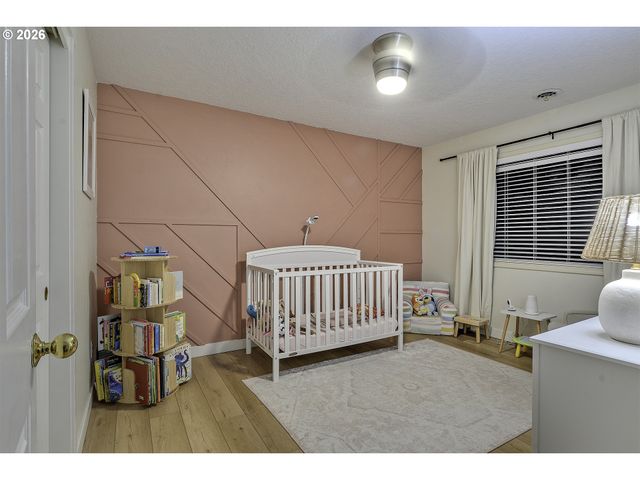 5120 Sw WICHITA St, Tualatin, OR 97062