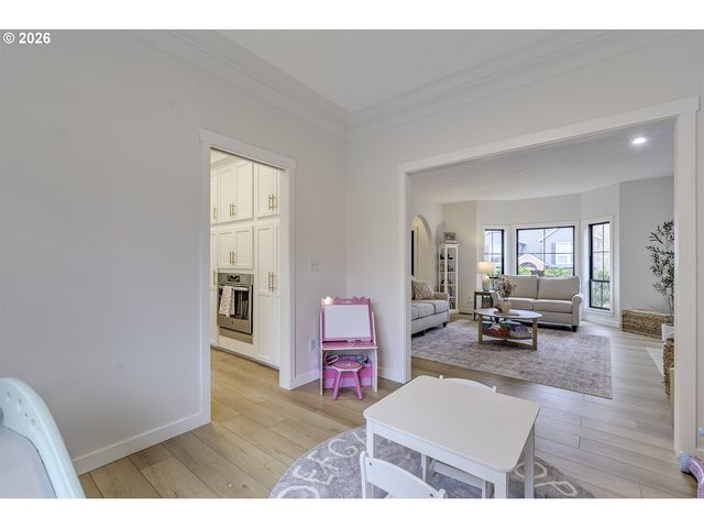 5120 Sw WICHITA St, Tualatin, OR 97062