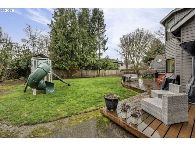 5120 Sw WICHITA St, Tualatin, OR 97062