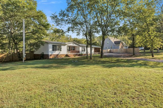 1111 Hamilton Chambers Rd, Lebanon, TN 37087