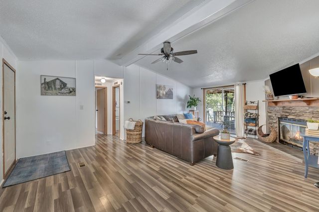 1111 Hamilton Chambers Rd, Lebanon, TN 37087