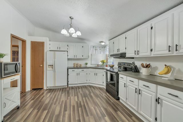 1111 Hamilton Chambers Rd, Lebanon, TN 37087