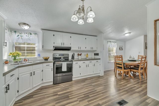 1111 Hamilton Chambers Rd, Lebanon, TN 37087