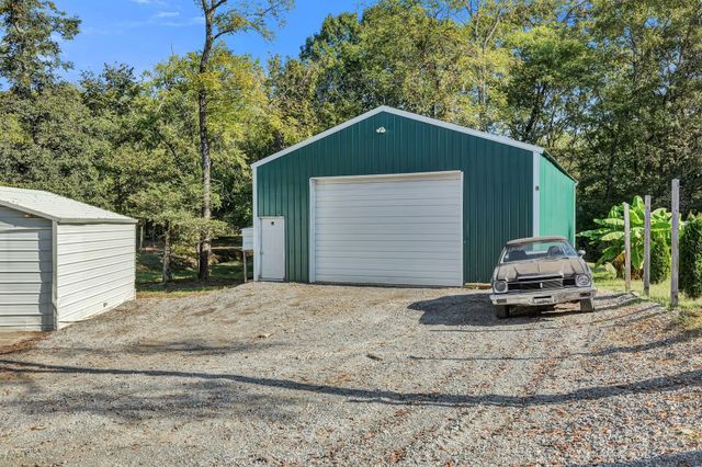 1111 Hamilton Chambers Rd, Lebanon, TN 37087