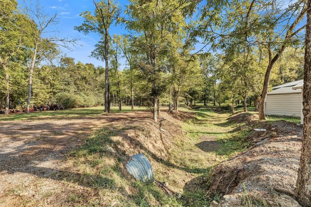 1111 Hamilton Chambers Rd, Lebanon, TN 37087