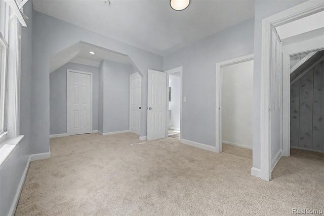 1656 S Karle Avenue, Westland, MI 48186