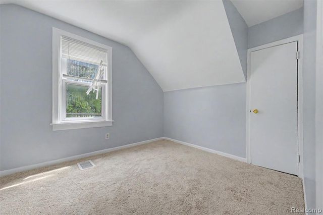 1656 S Karle Avenue, Westland, MI 48186