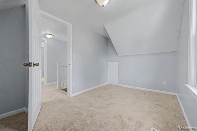 1656 S Karle Avenue, Westland, MI 48186