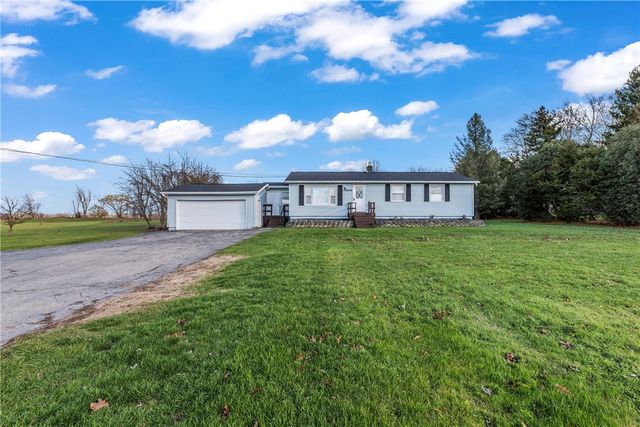 2352 Sweden Walker Road, Clarkson, NY 14420