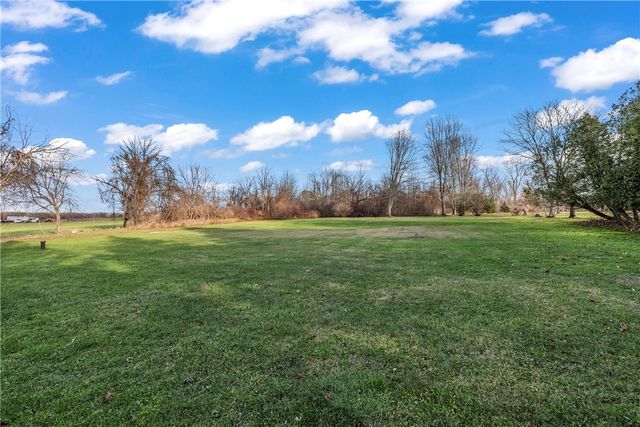 2352 Sweden Walker Road, Clarkson, NY 14420