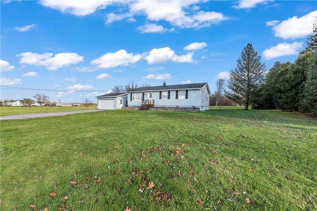 2352 Sweden Walker Road, Clarkson, NY 14420