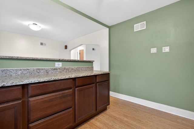 730 Newberry Avenue, La Grange Park, IL 60526