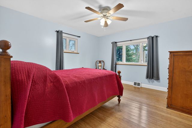 730 Newberry Avenue, La Grange Park, IL 60526