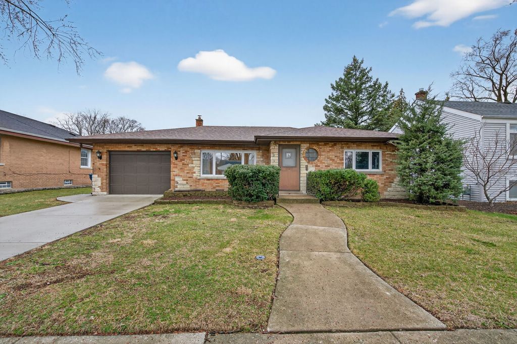 730 Newberry Avenue, La Grange Park, IL 60526
