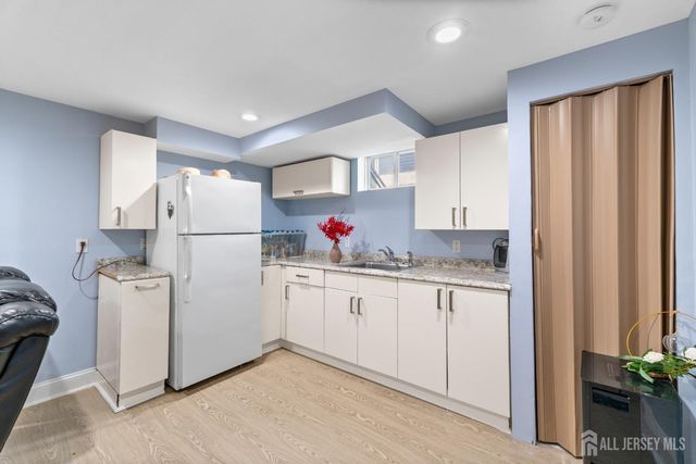 55 Ainsworth Avenue, East Brunswick, NJ 08816