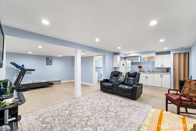 55 Ainsworth Avenue, East Brunswick, NJ 08816