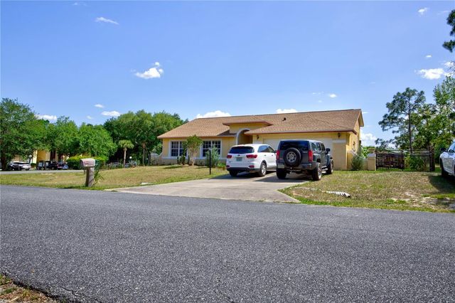 567 SILVER COURSE RUN, Ocala, FL 34472