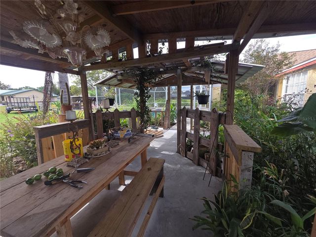 567 SILVER COURSE RUN, Ocala, FL 34472