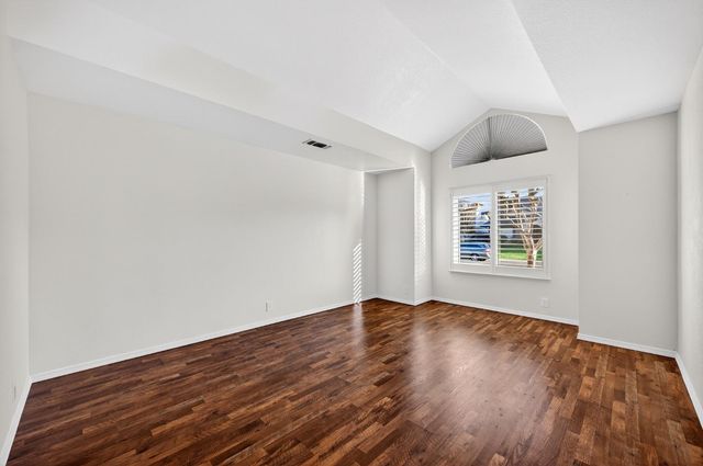 8855 Glori Dawn Dr, Orangevale, CA 95662