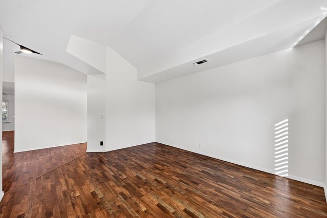 8855 Glori Dawn Dr, Orangevale, CA 95662