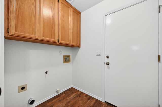 8855 Glori Dawn Dr, Orangevale, CA 95662