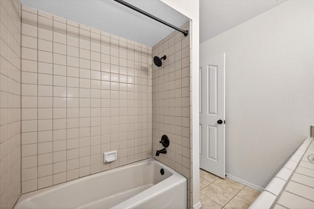 8855 Glori Dawn Dr, Orangevale, CA 95662