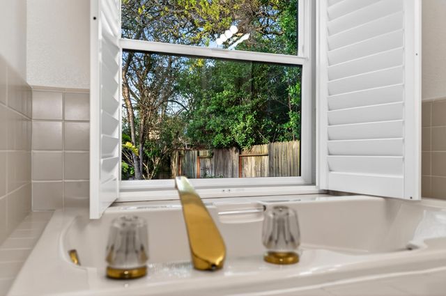 8855 Glori Dawn Dr, Orangevale, CA 95662