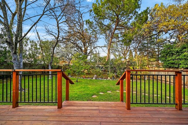 8855 Glori Dawn Dr, Orangevale, CA 95662