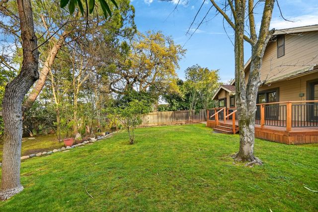 8855 Glori Dawn Dr, Orangevale, CA 95662