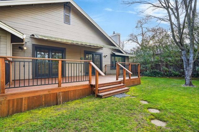 8855 Glori Dawn Dr, Orangevale, CA 95662