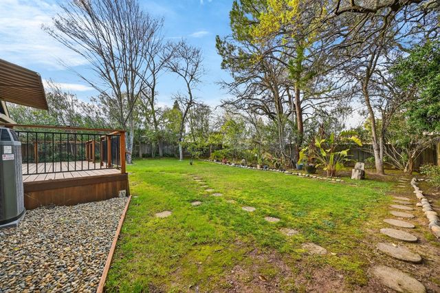 8855 Glori Dawn Dr, Orangevale, CA 95662