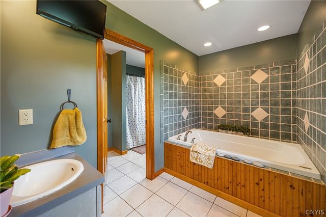 1707 Pompey Center Road, Fabius, NY 13063